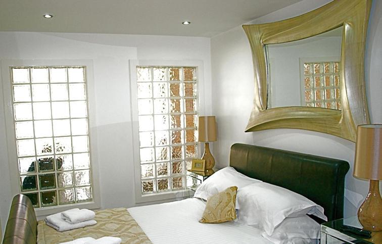 Signature Living, Serviced Apartments, Liverpool Apartment Southport