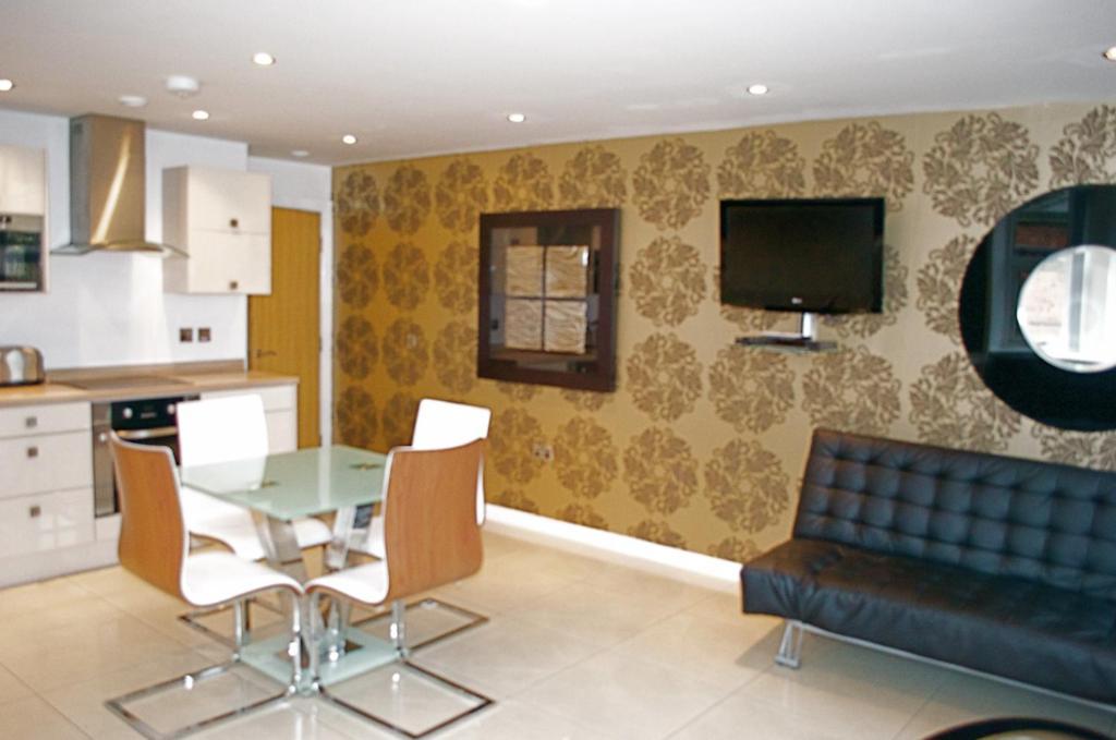 Signature Living, Serviced Apartments, Liverpool * Southport