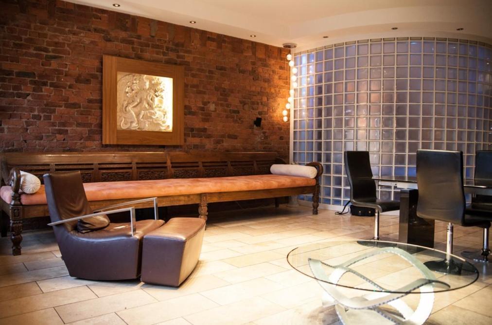 Signature Living, Serviced Apartments, Liverpool Apartment