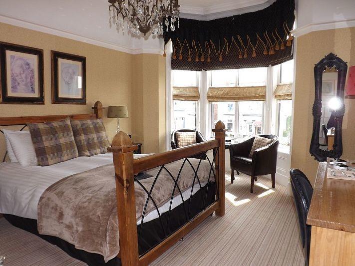 The Ambassador Townhouse Southport