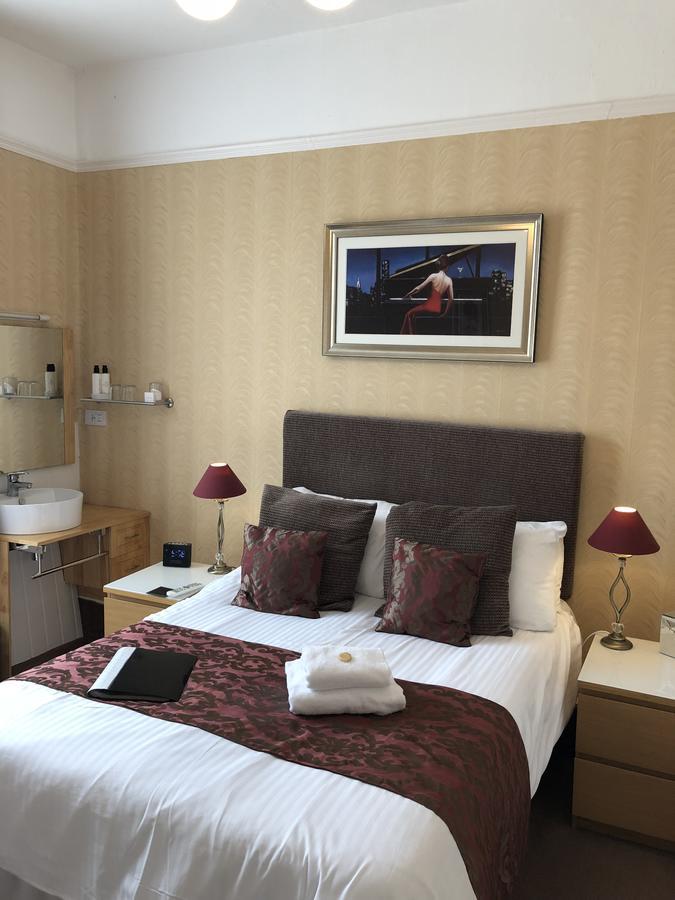 Adelphi 4* Southport