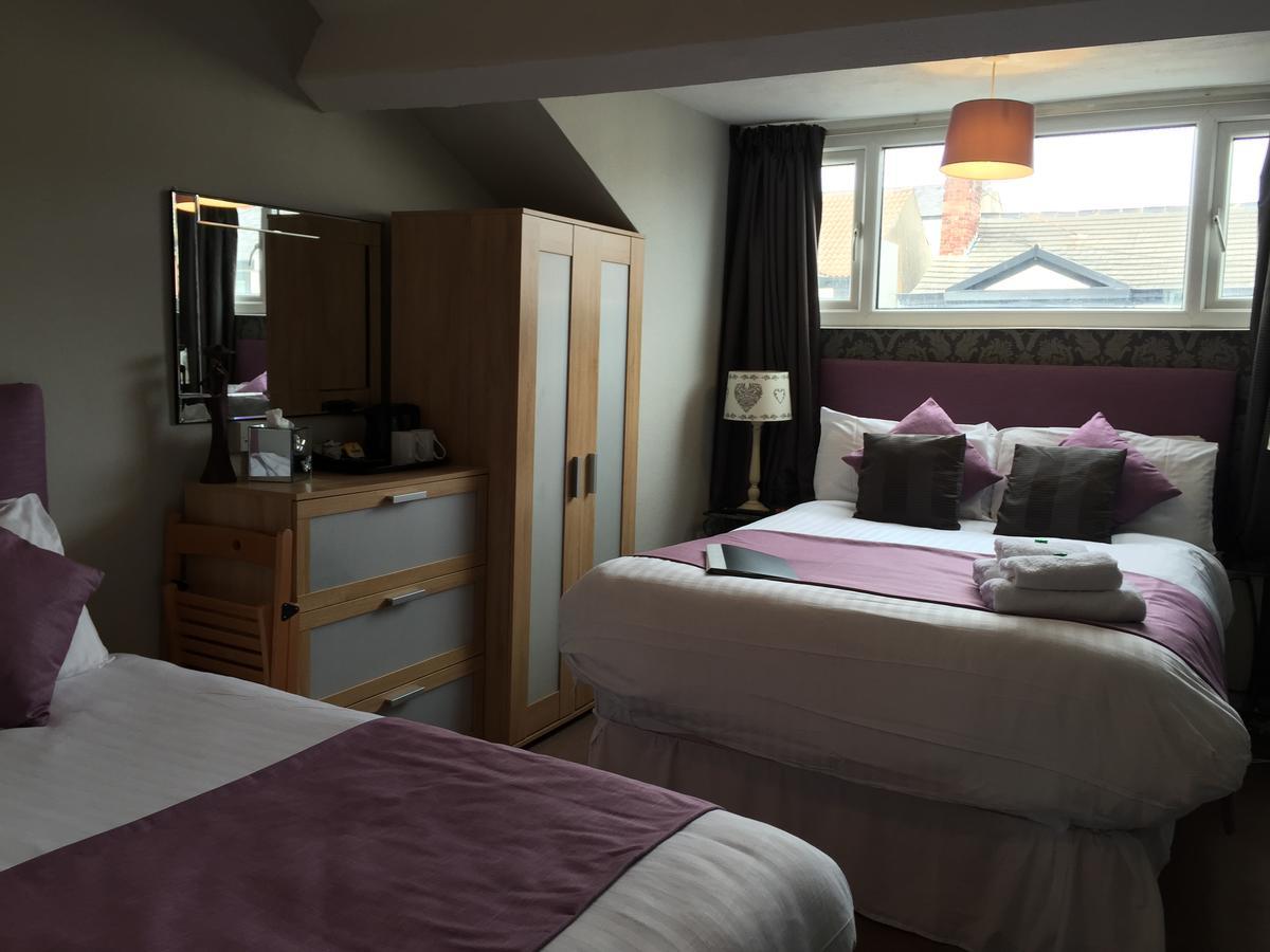 Adelphi Guest house 4*