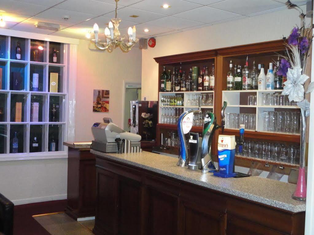 & Victoria Hotel