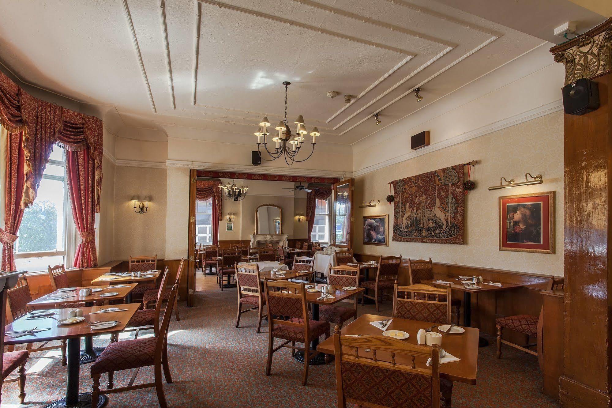 Scarisbrick Hotel 3*