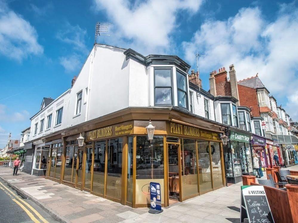 Sinclair'S Rooms Guest house Southport