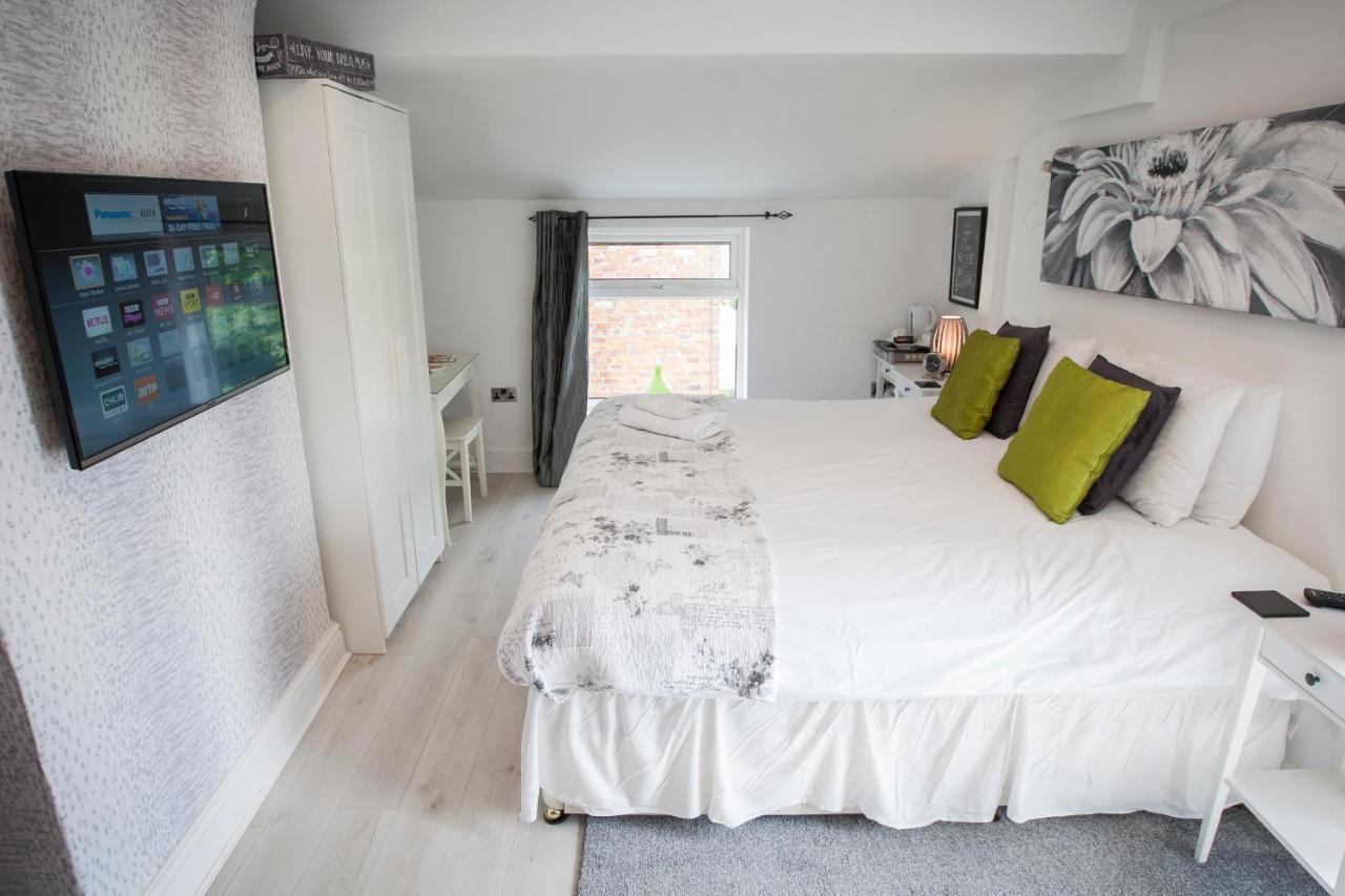 The Leicester Guest house 4*