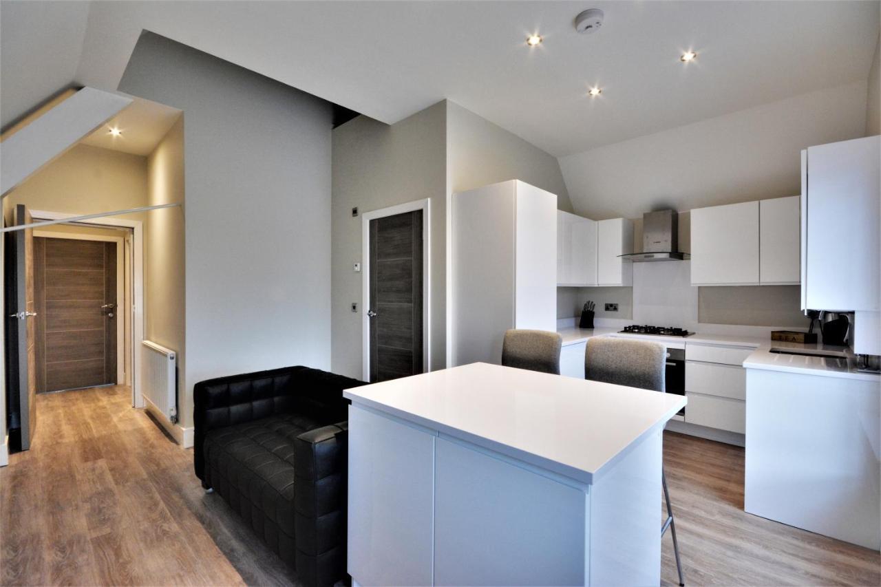 Lord Street Apartment *