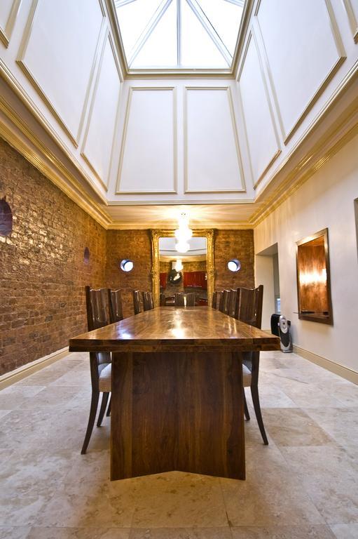 Signature Living, Serviced Apartments, Liverpool Apartment *