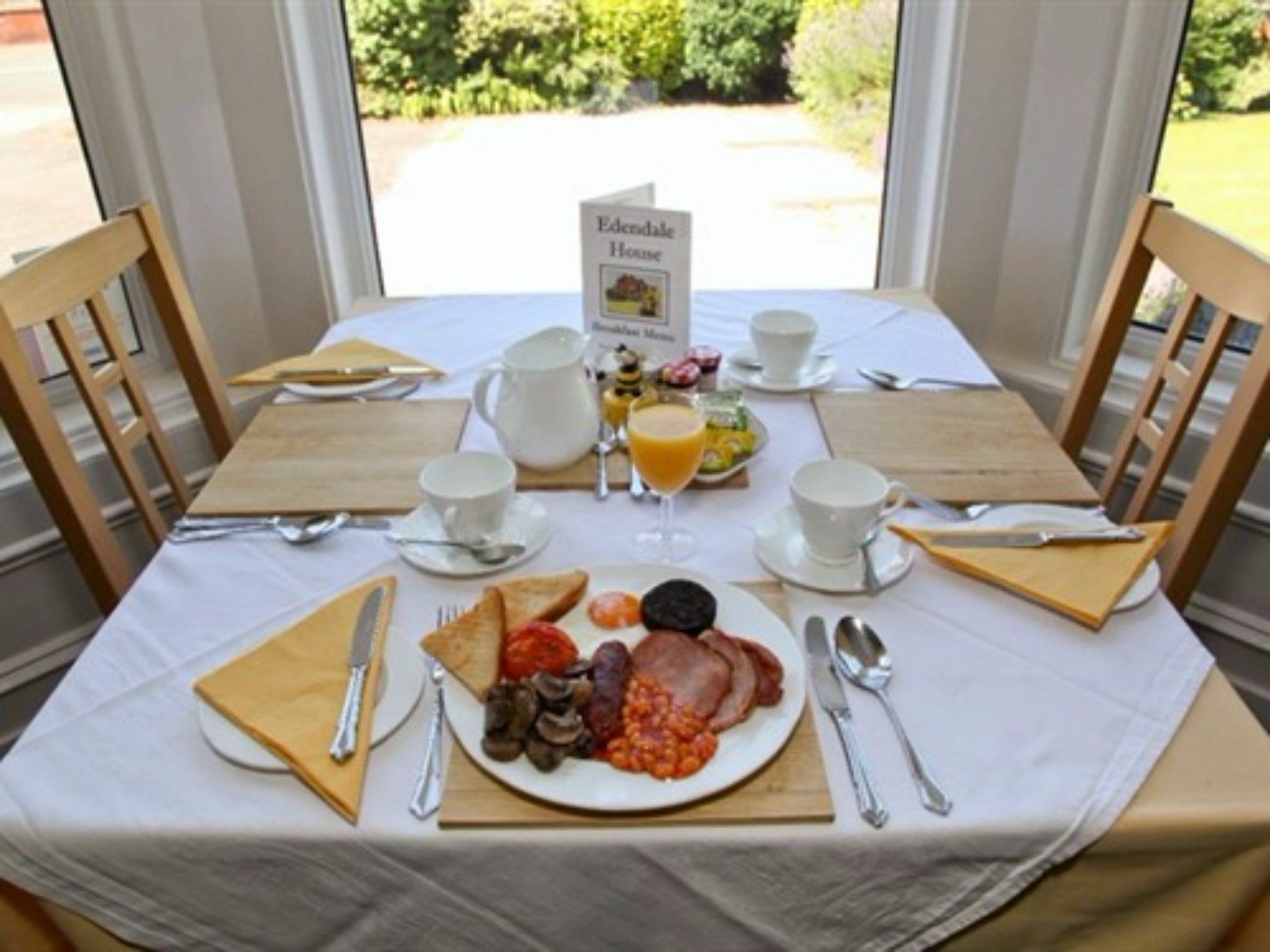 Bed & Breakfast Edendale House Southport