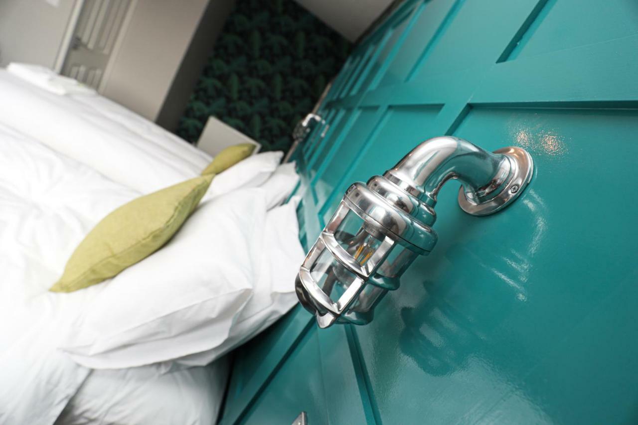 3 -min Walk To Pier & Fast Wi-fi & Perfect Getaway Guest house 4*