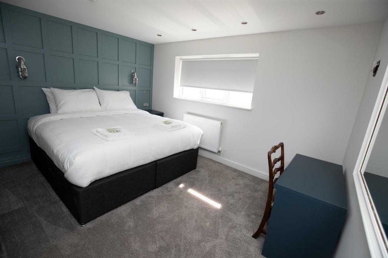 3 -min Walk To Pier & Fast Wi-fi & Perfect Getaway Guest house Southport