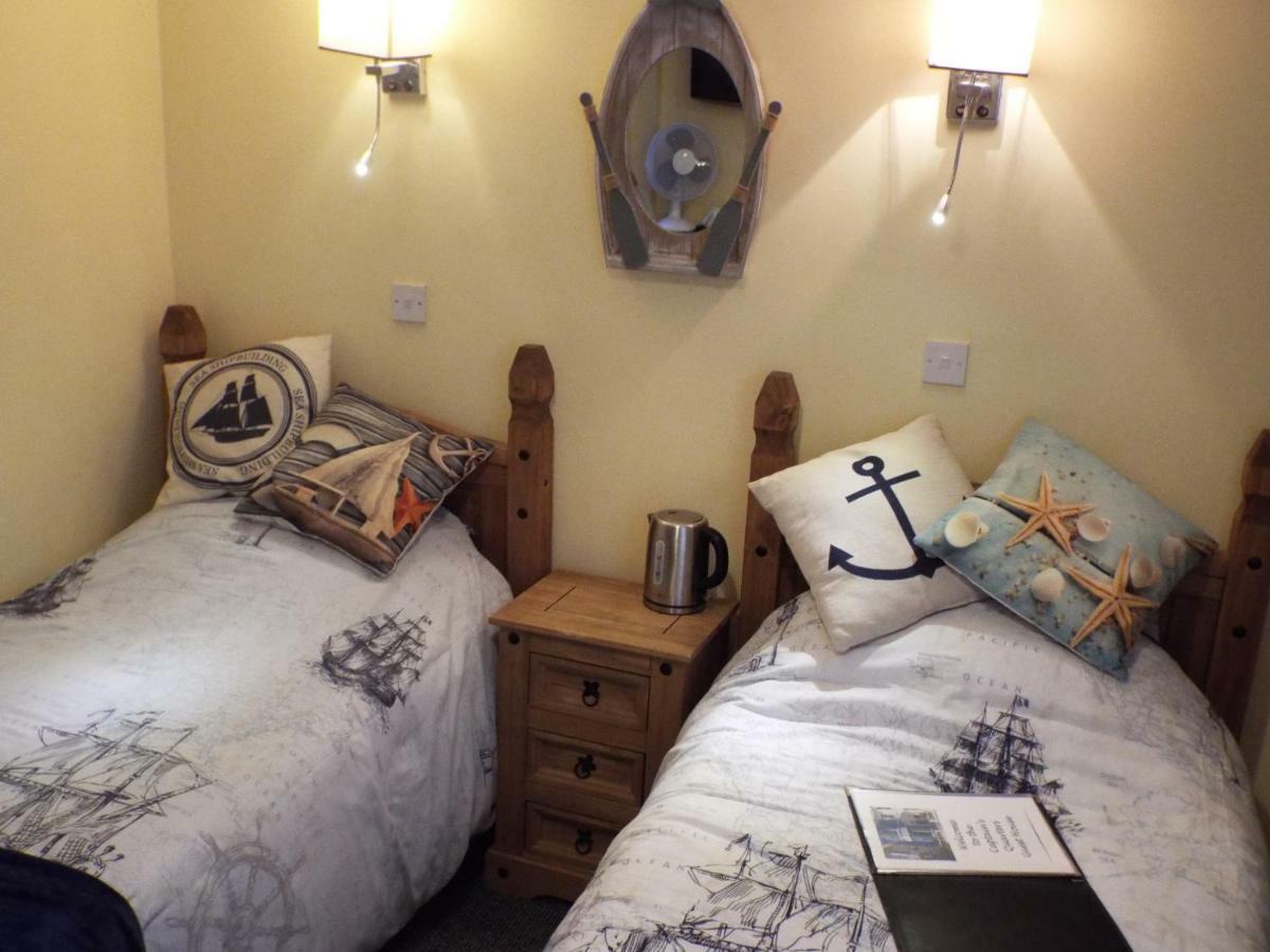 Captain's Quarters