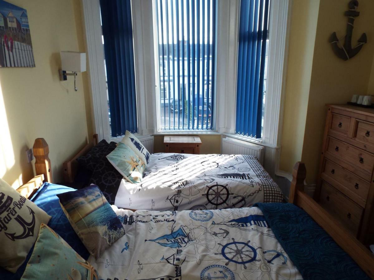 Guest house Captain's Quarters *