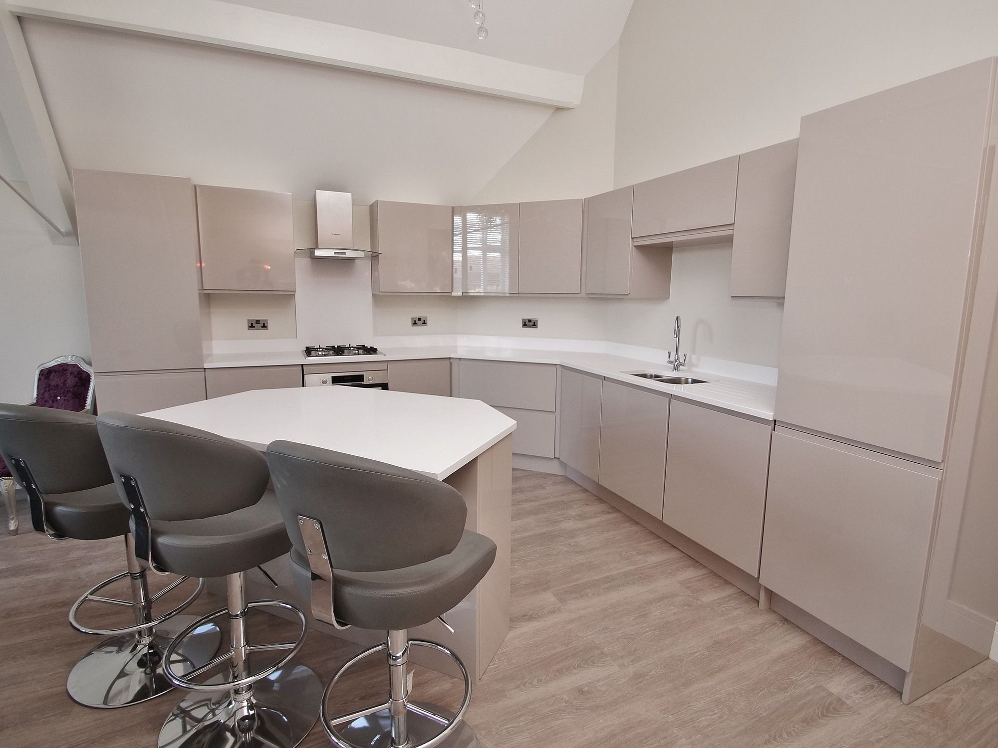 Lord Street Apartment *