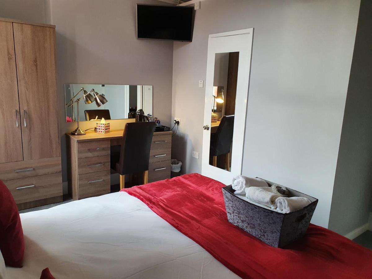 The Braemar Bed & Breakfast Southport