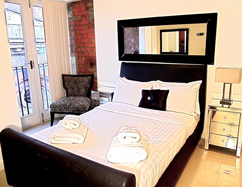 Signature Living, Serviced Apartments, Liverpool Apartment Southport