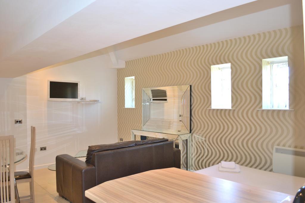 Signature Living, Serviced Apartments, Liverpool Apartment Southport